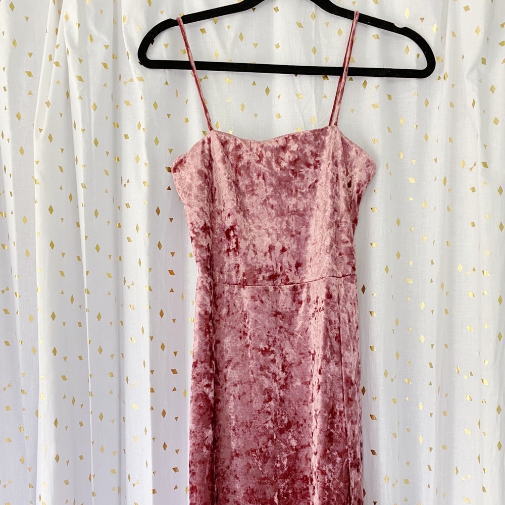 Pink Velvet Dress 💕
